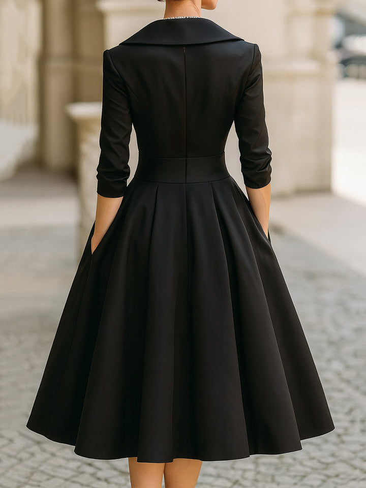 Luciana – Abito midi in satin ispirato al vintage con colletto drappeggiato