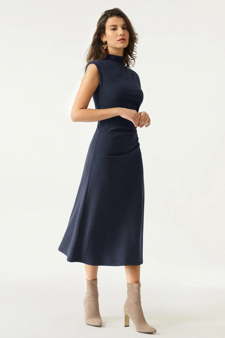 Vestito midi con scollo a gobba