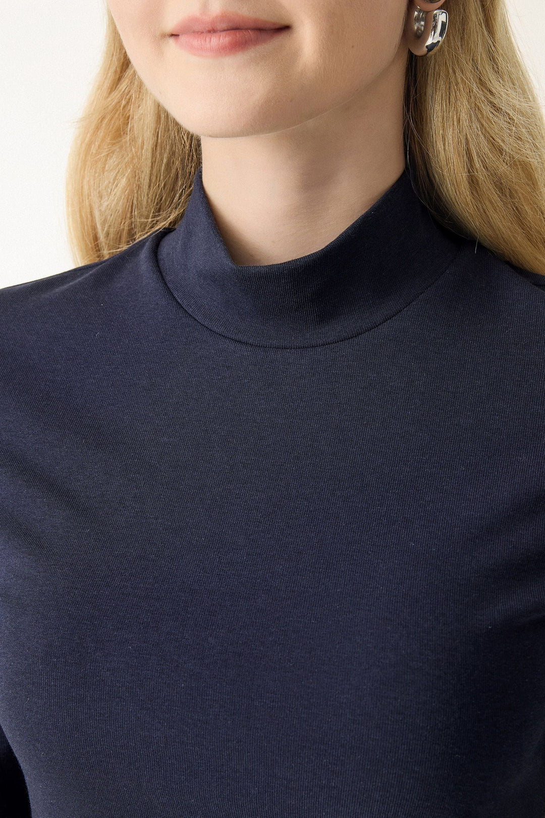 Lunghezza della manica del vestito midi con risvolto