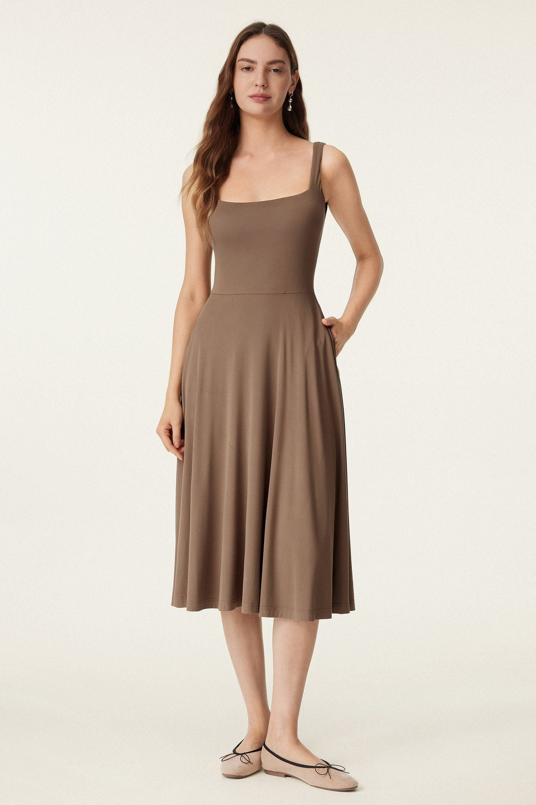 Collo quadrato Flowy New Airy Brami Midi Dress
