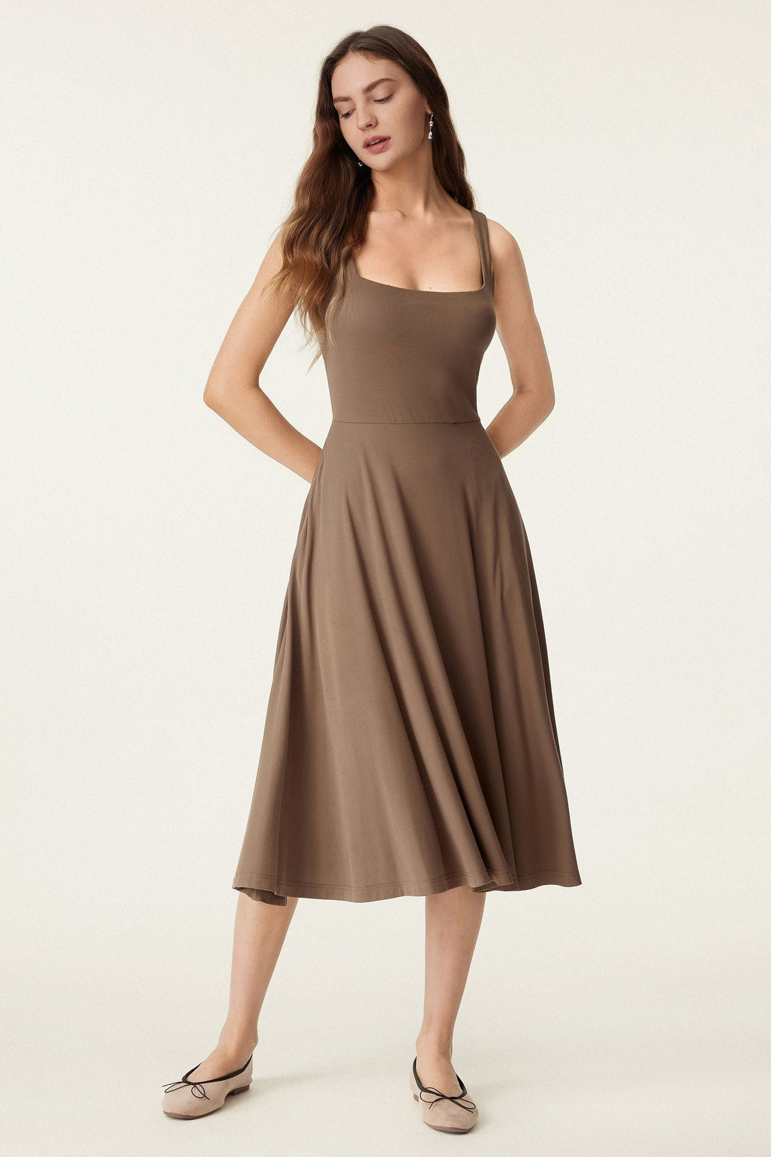Collo quadrato Flowy New Airy Brami Midi Dress